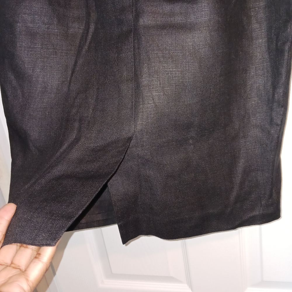 Basic black skirt - Picture 3 of 8